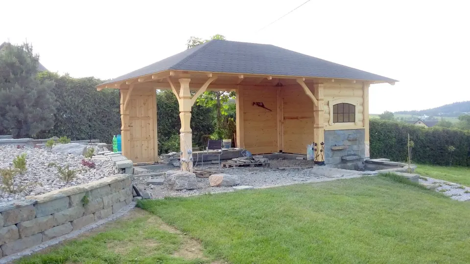 Altana drewniana 4×6 rzeźbiona - Stara Wieś, realizacja WW Projekt