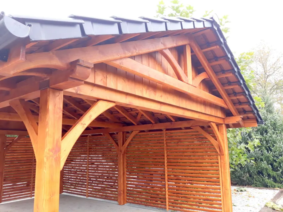 Wiata drewniana 5×3,5 z zabudową ażurową ścian, zdjęcie 2 z 6